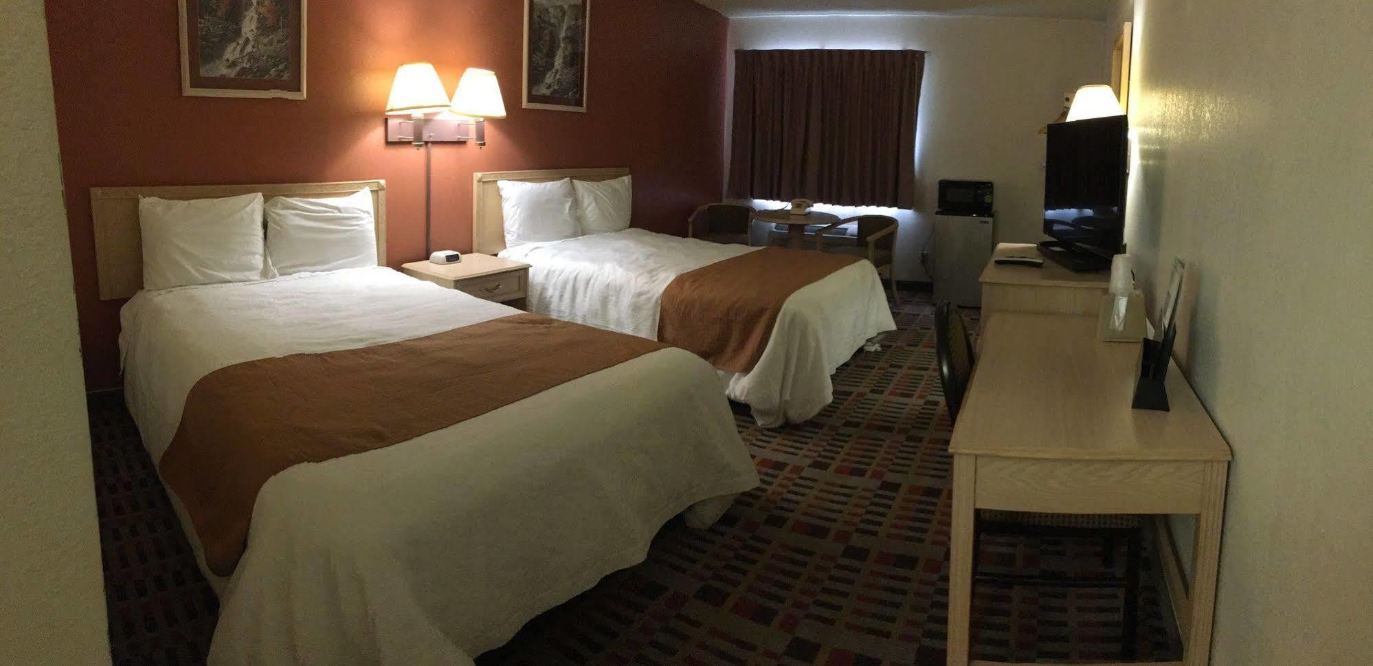 Anderson Chesterfield Travel Inn Daleville Eksteriør bilde